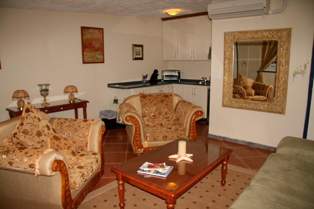 Club Arias Bed & Breakfast Savaneta Екстер'єр фото